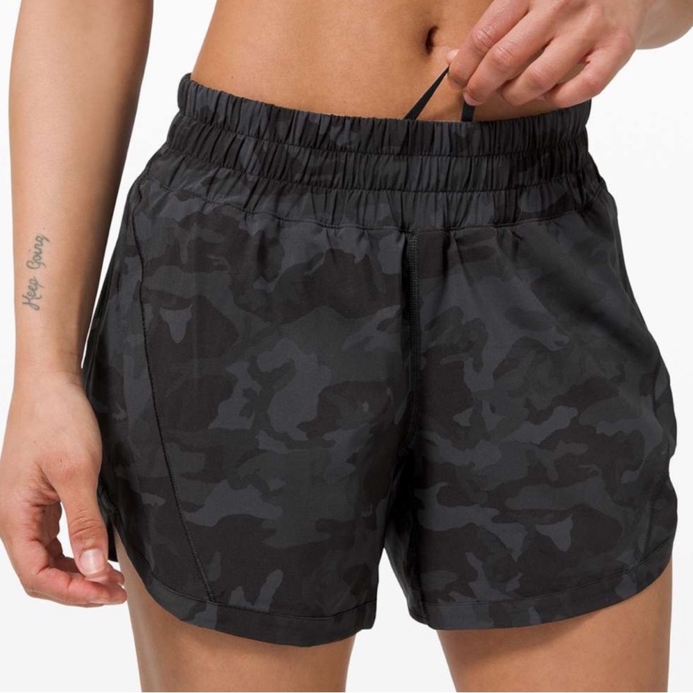 🖤 LULULEMON TRACK THAT SHORTS BLACK/GRAY CAMO SIZE 2